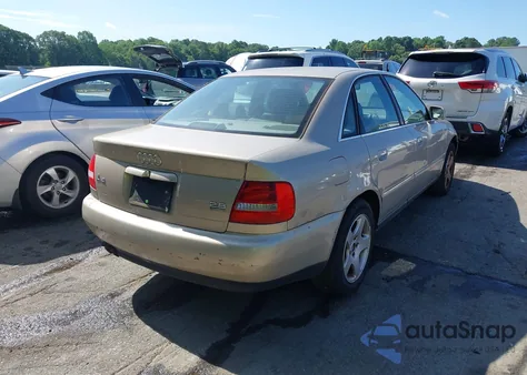 2000 Audi A4 2.8 из США, поврежденный, VIN WAUDH68D0YA171886